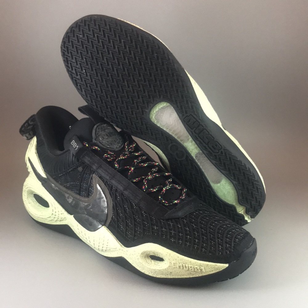 Nike Cosmic Unity ‘Green Glow’ - Picture 2 of 10